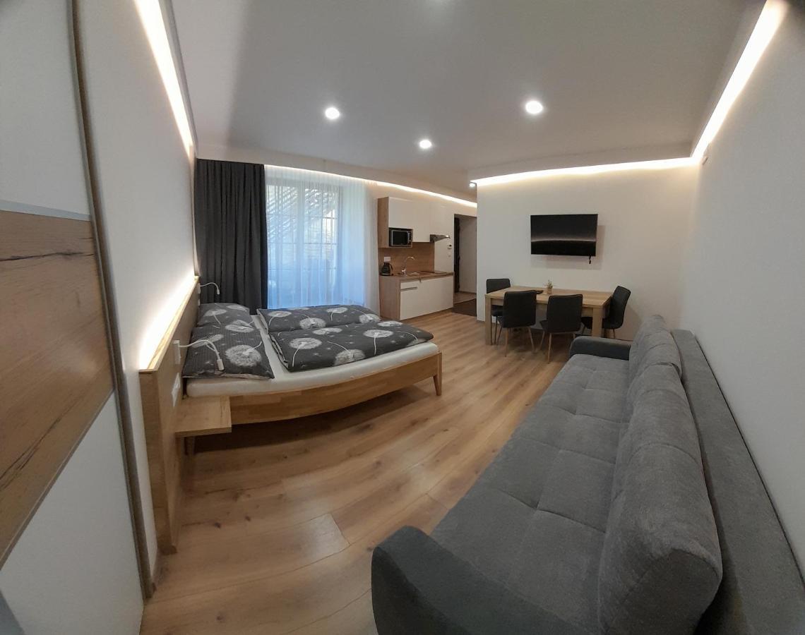 Apartmany Lumi Veľký Slavkov エクステリア 写真